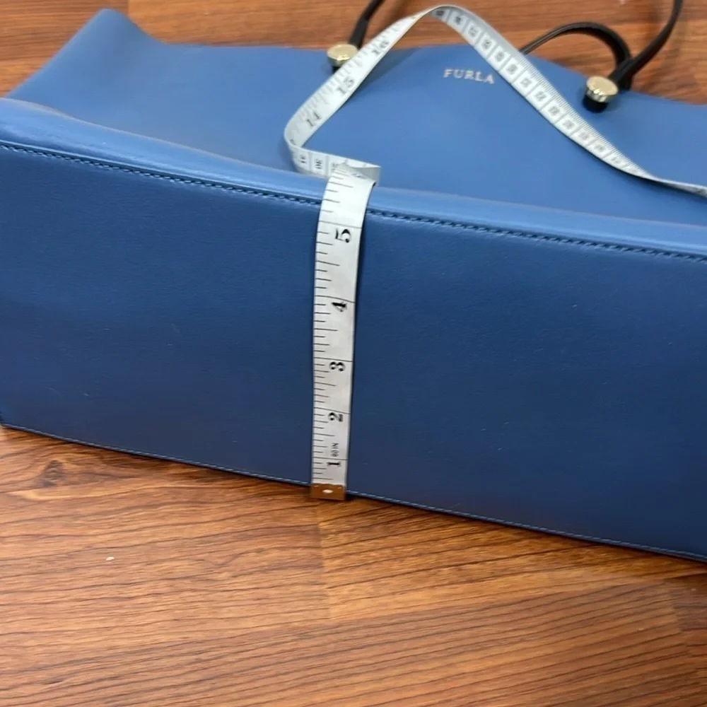 Furla Eden Tote Blue Leather with Interior Clutch Chameleon Print